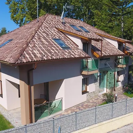Fenyves Balatonfenyves