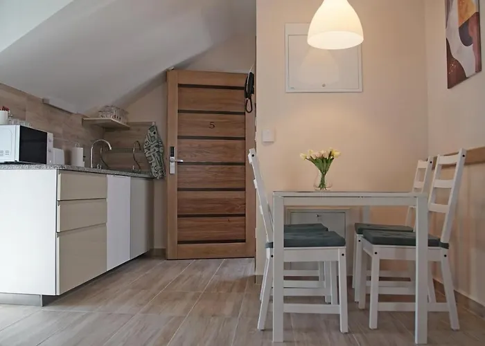 Fenyves * Balatonfenyves