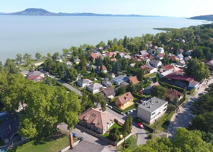 Apartament Fenyves *